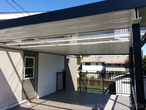 Homes with Aluminum Deck Covers in Vancouver Enjoy the Benefits of a Dry Outdoor Space