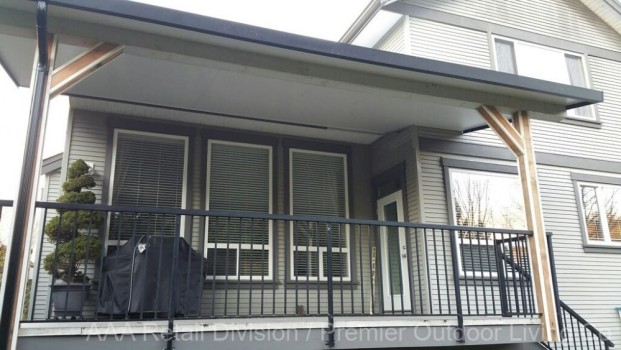 Install an Aluminum Deck Cover in Vancouver to Keep Up with the Changing Seasons