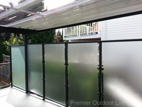 A Wind Wall or a Privacy Panel Will Make Your Patio Cozy and Quiet